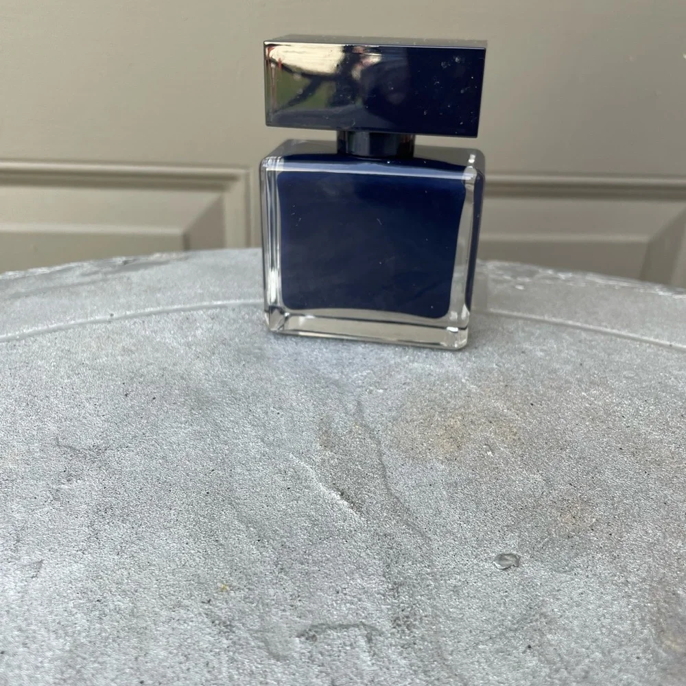 Narciso Rodriguez for Him Eau de Toilette 1.6 Fl Oz - Picture 3 of 5